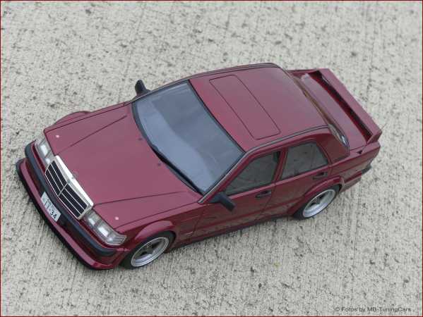 1:18 Mercedes Benz 190E 2,5-16V [ RAUH-WELT REPUBLIK ] inkl. OVP